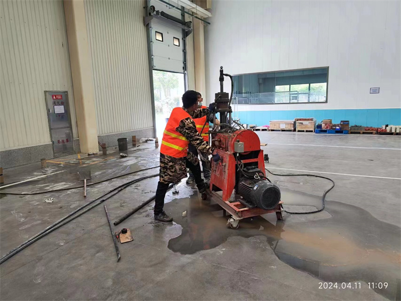 江城厂房地面下沉塌陷注浆加固施工